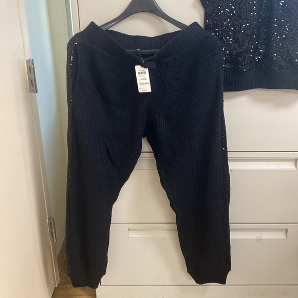 Inc 2piece jogger set 57% cotton  28%acrylic and 15%polyester - Picture 2 of 7